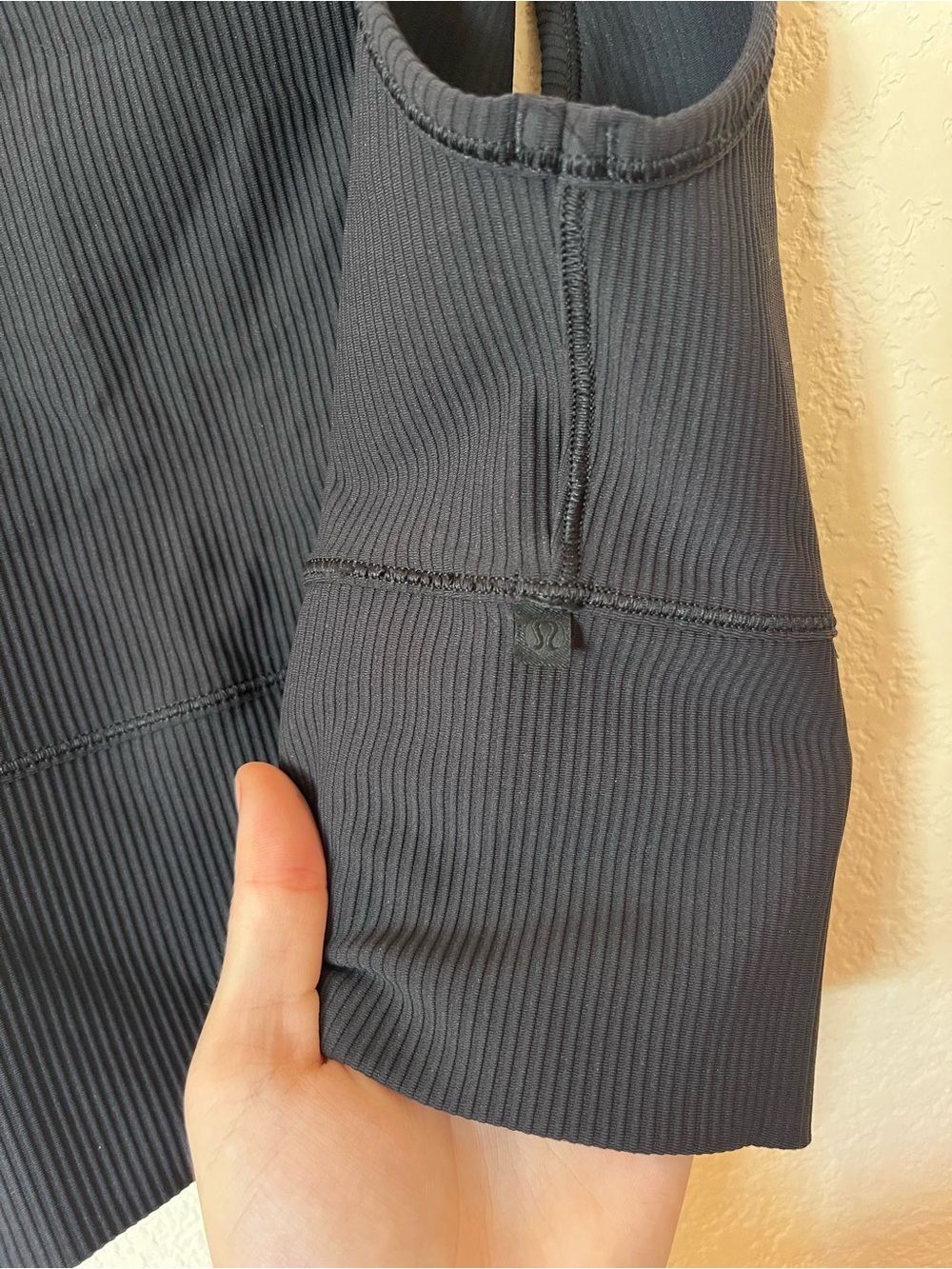 Lululemon Power Pivot Tank *Rib - Picture 6 of 9